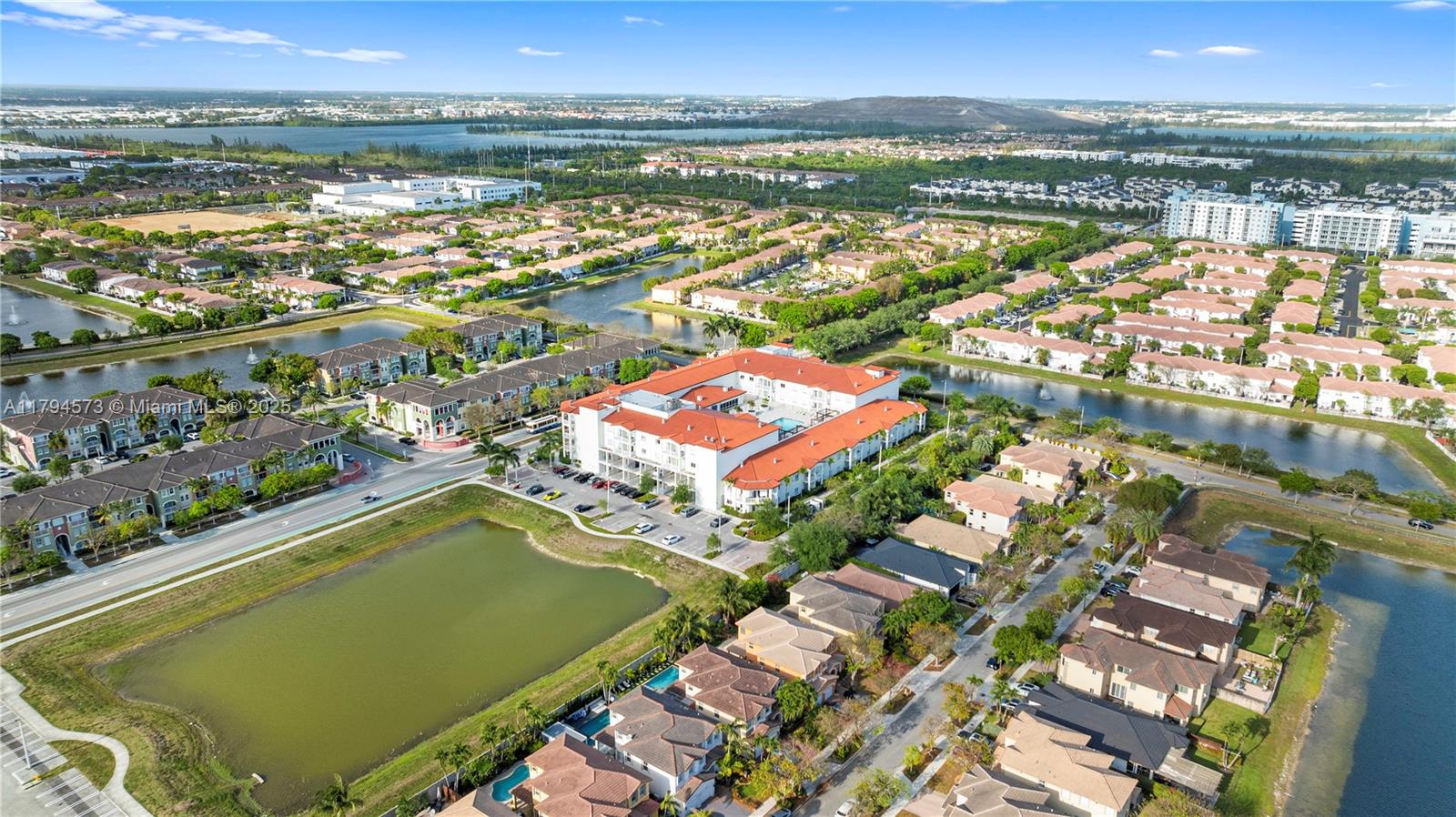 10950 Nw 82nd St 415 Property Photo 36