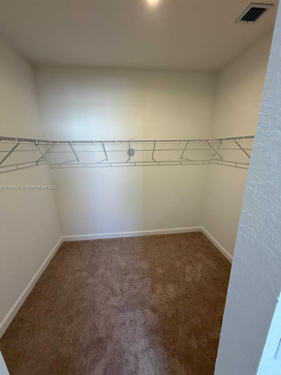 132 Se 11 Ct Property Photo 6