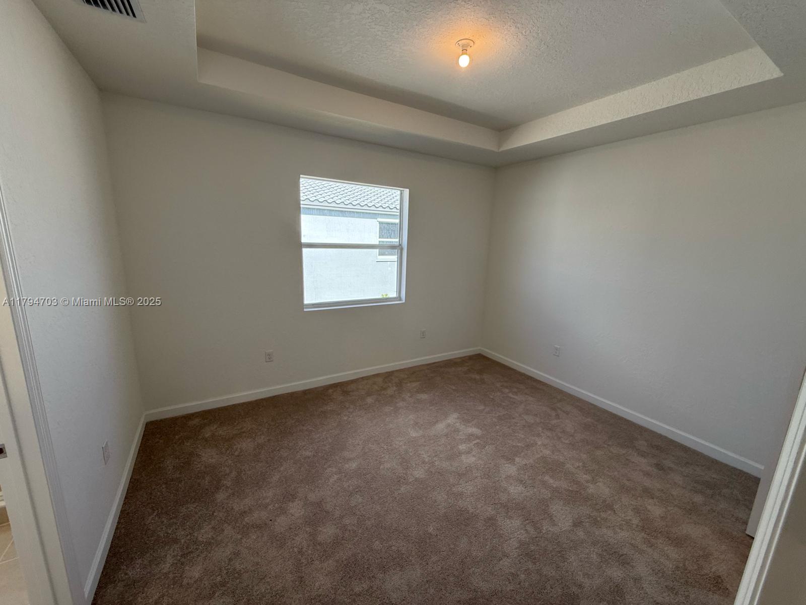132 Se 11 Ct Property Photo 7