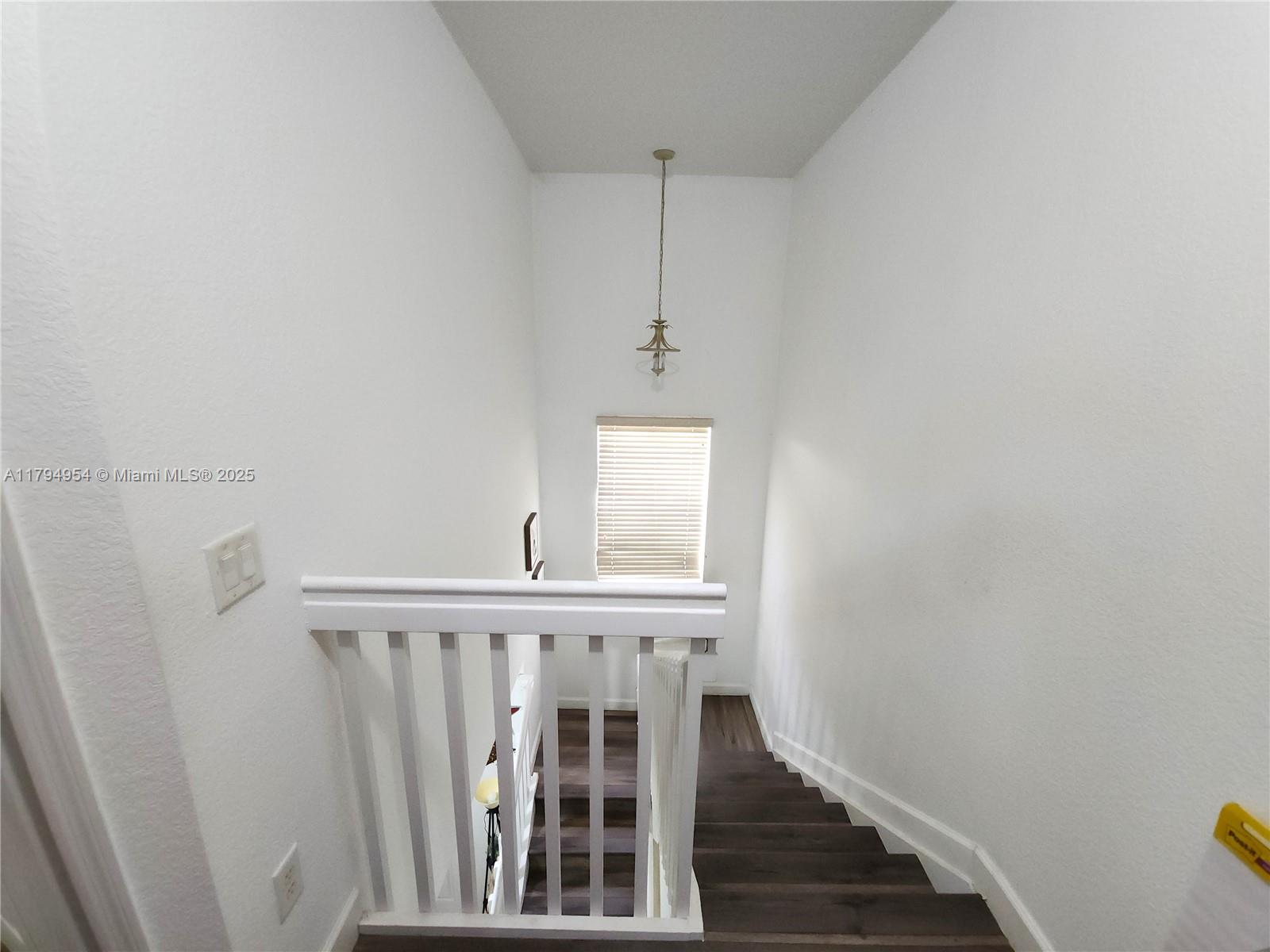 3064 Se 1st Dr 3 Property Photo 31