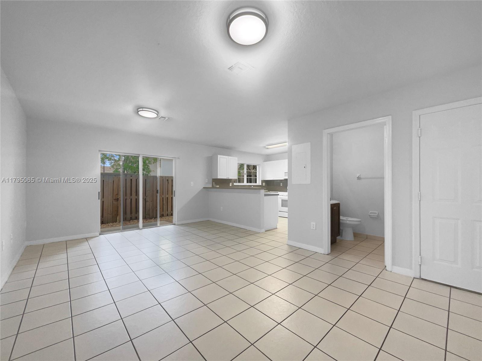 14054 Sw 260th St 104 Property Photo 3