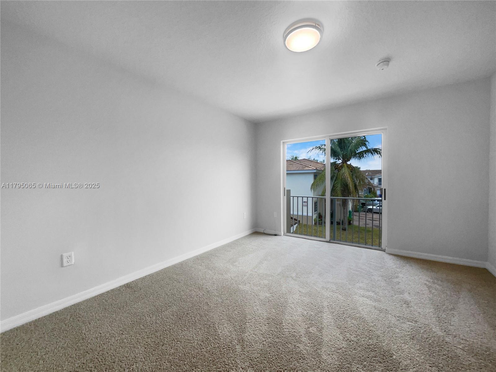 14054 Sw 260th St 104 Property Photo 15