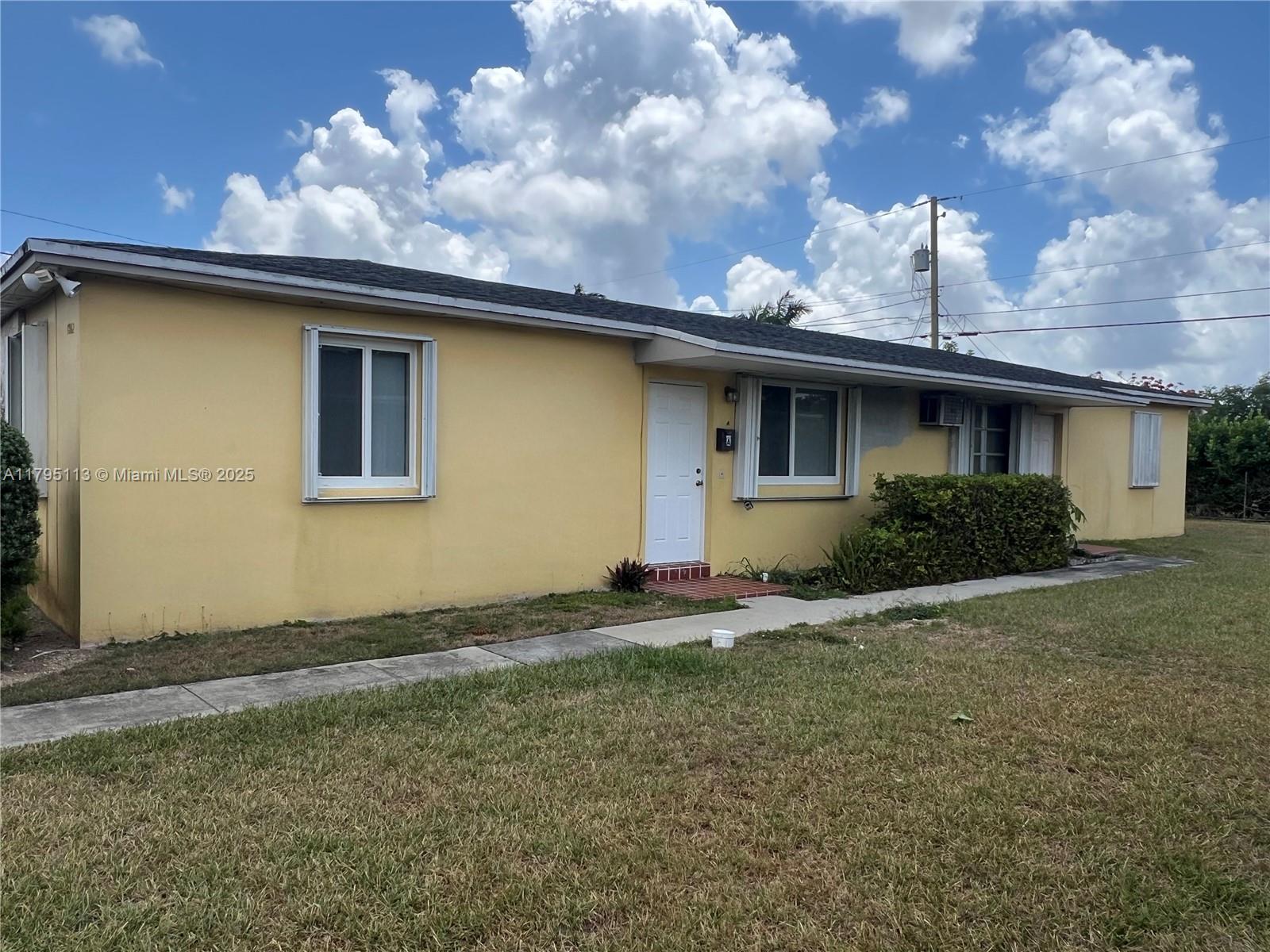 17962 SW 296th St A Property Photo 1