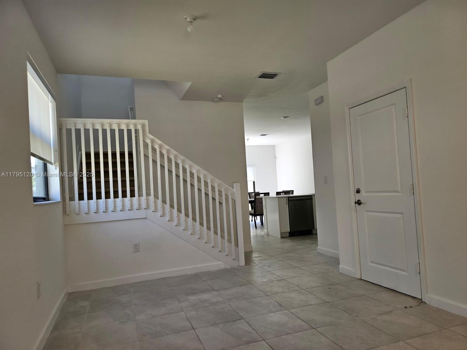 28553 Sw 134th Ct Property Photo 4