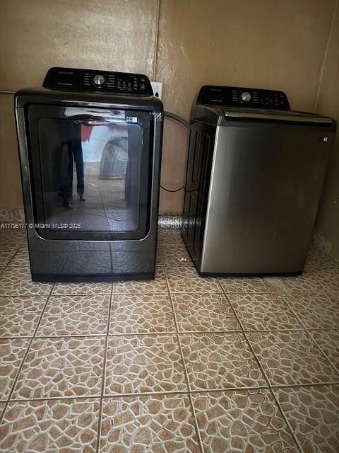 1090 Nw 134th St Property Photo 4