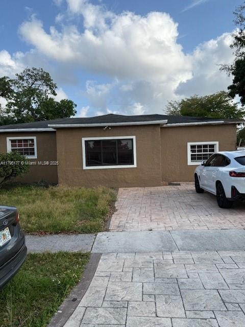 1090 Nw 134th St Property Photo 14