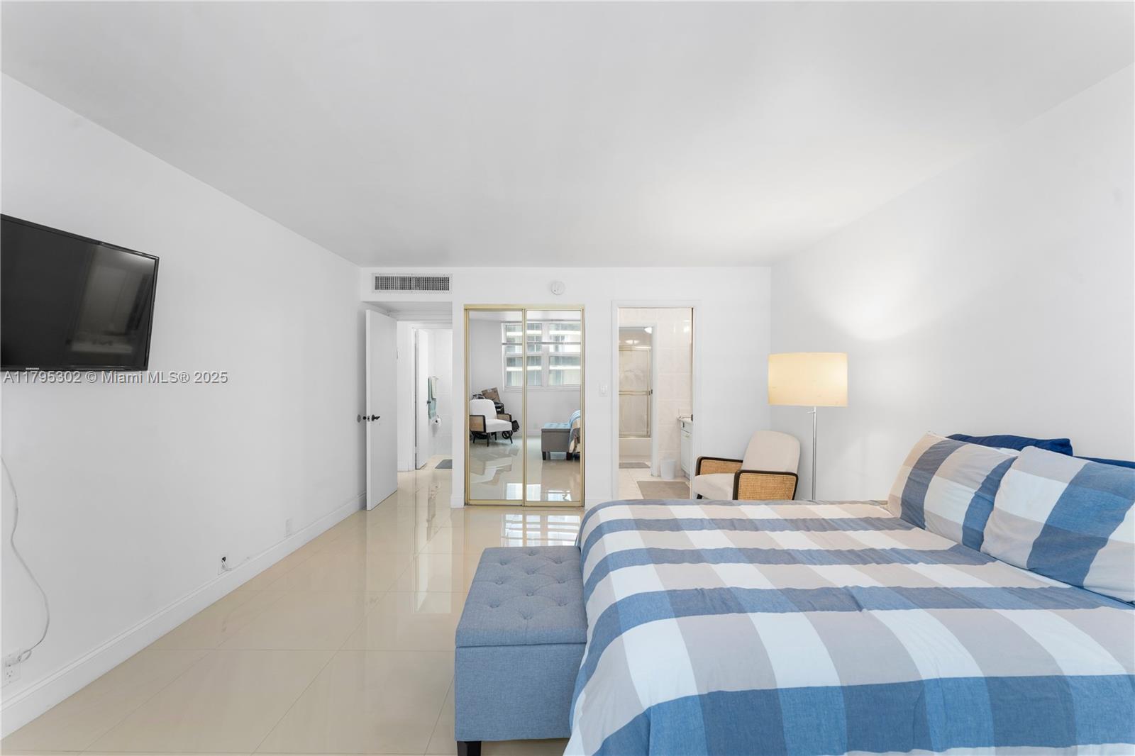 9511 Collins Ave 301 Property Photo 8