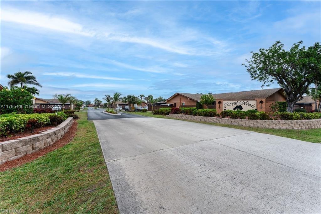 6312 Royal Woods Dr Property Photo 1