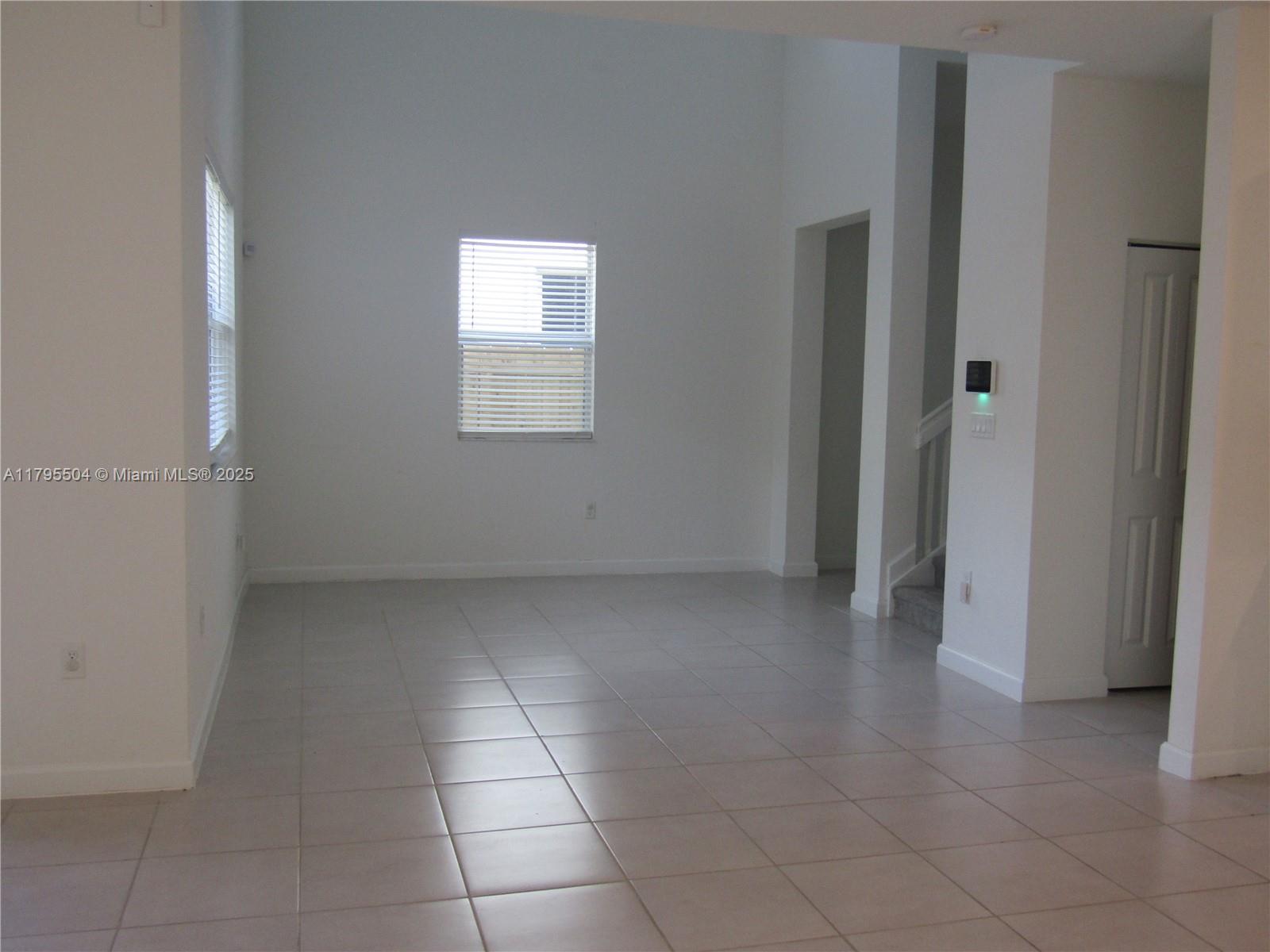 1414 Se 26th Ter Property Photo 15