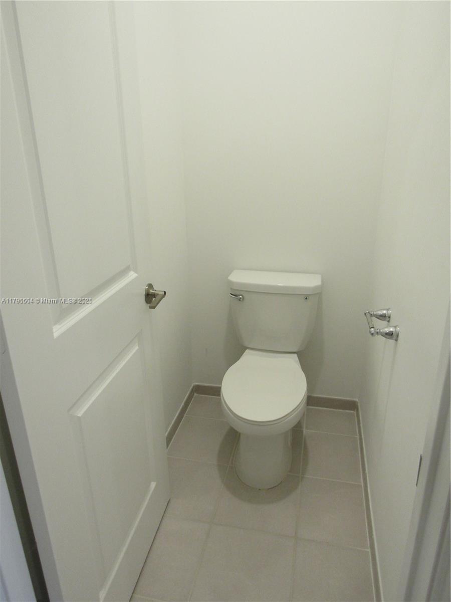1414 Se 26th Ter Property Photo 35