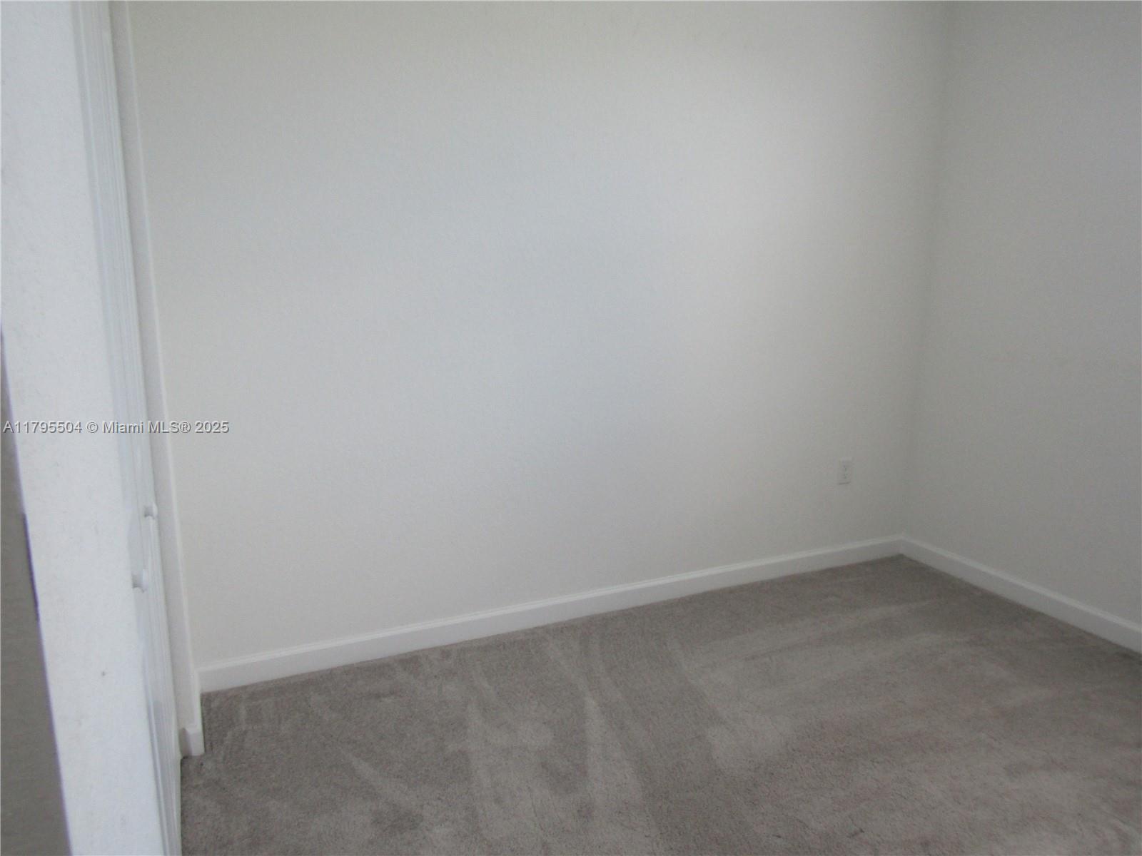 1414 Se 26th Ter Property Photo 40