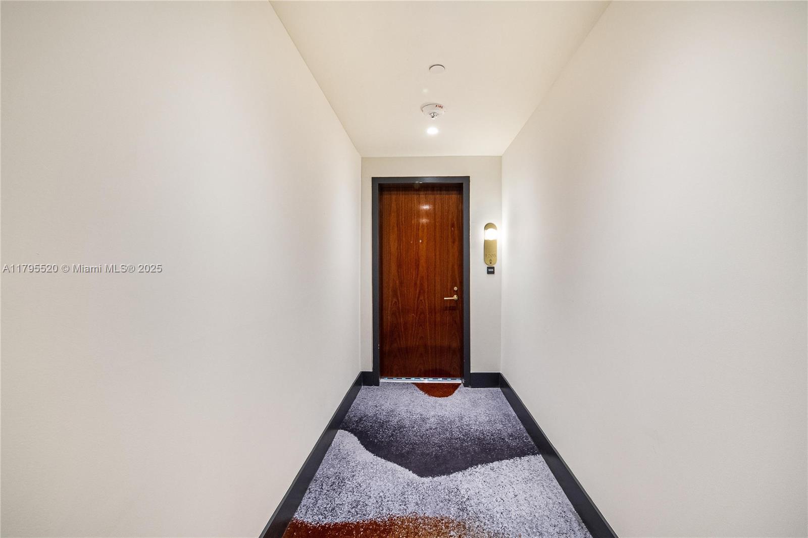 2678 Tigertail Ave 1205 Property Photo 19