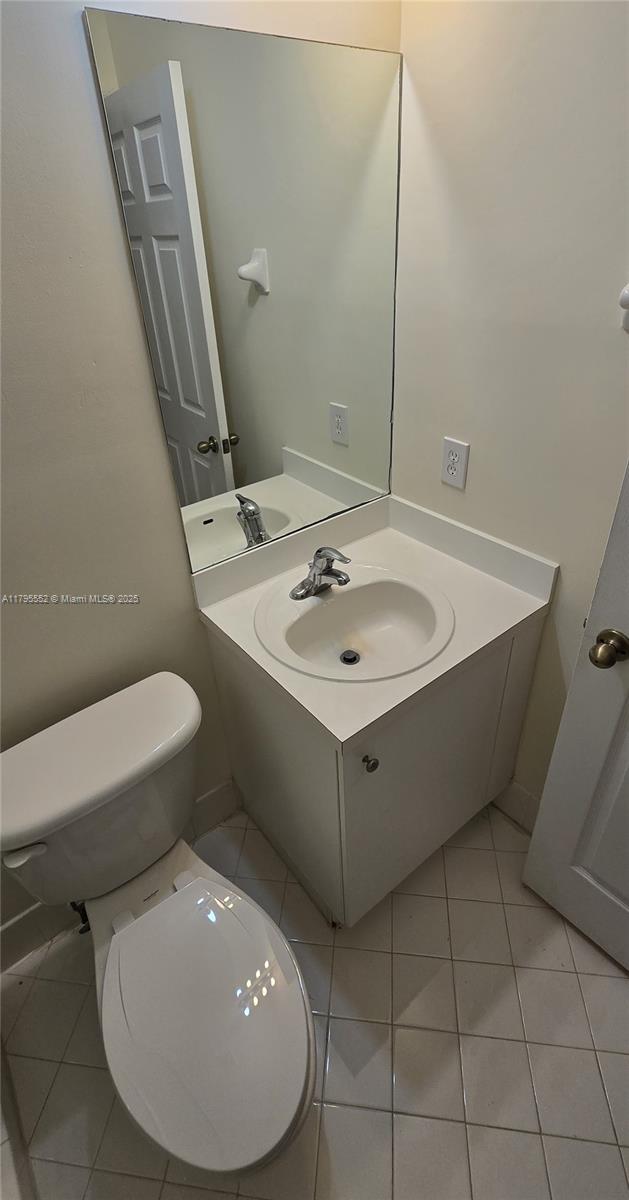 3320 Ne 13th Cir Dr 107-23 Property Photo 22