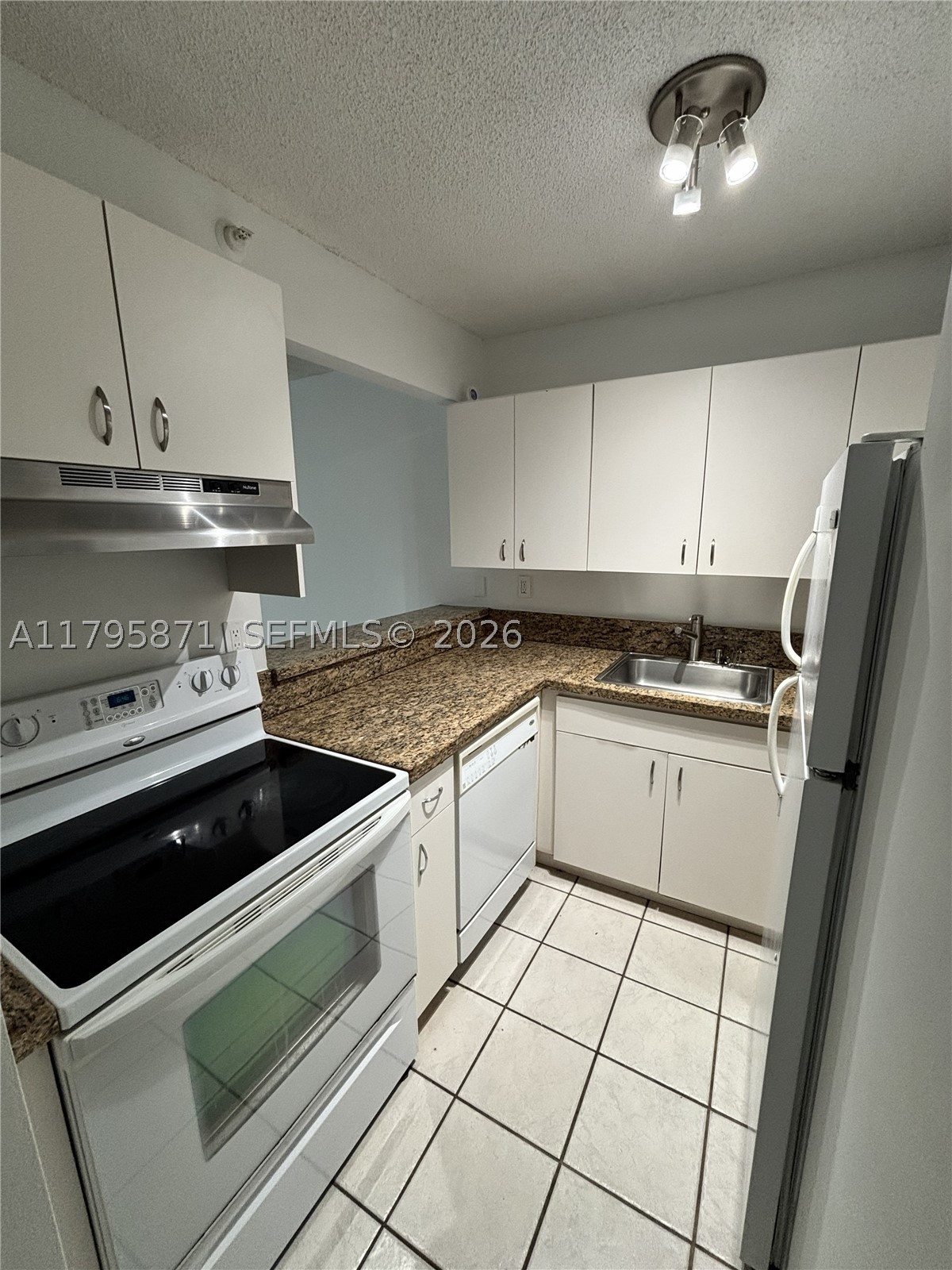 126 Sw 17th Rd 505 Property Photo 15