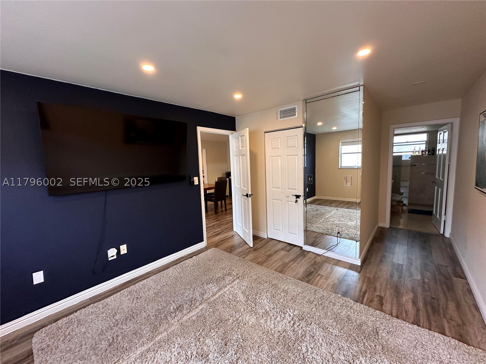 1605 Pennsylvania Ave 303 Property Photo 11