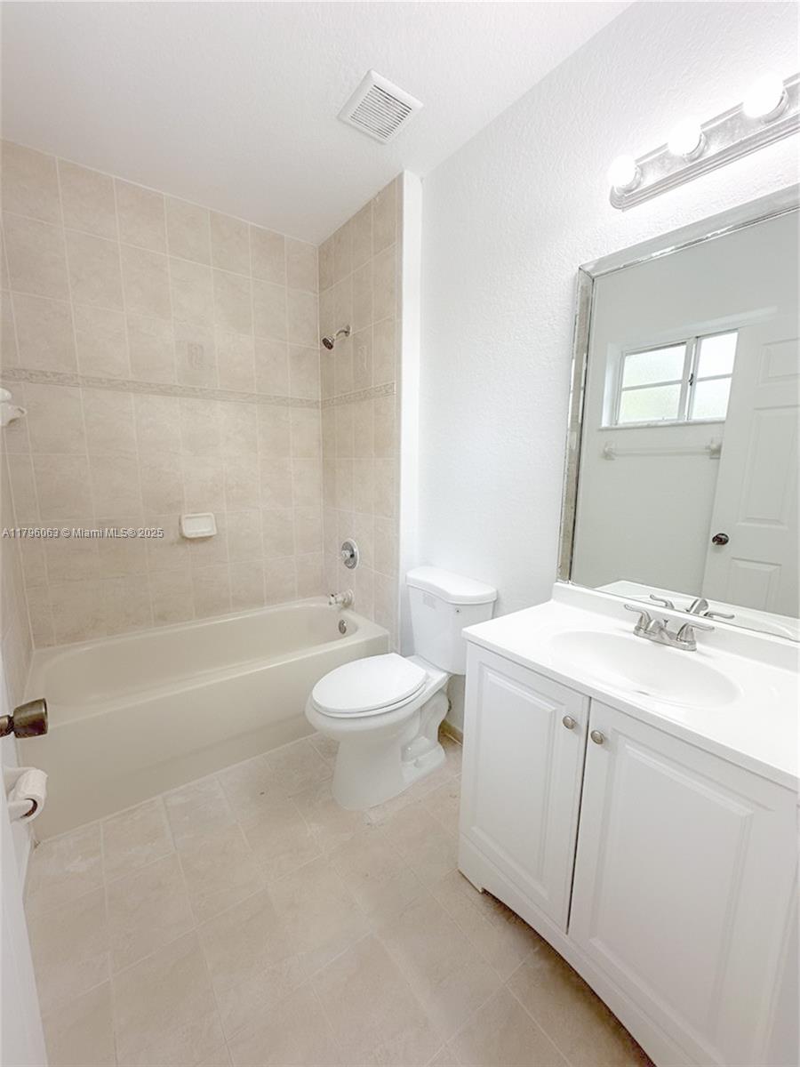 981 Sw 6th Ct Property Photo 14
