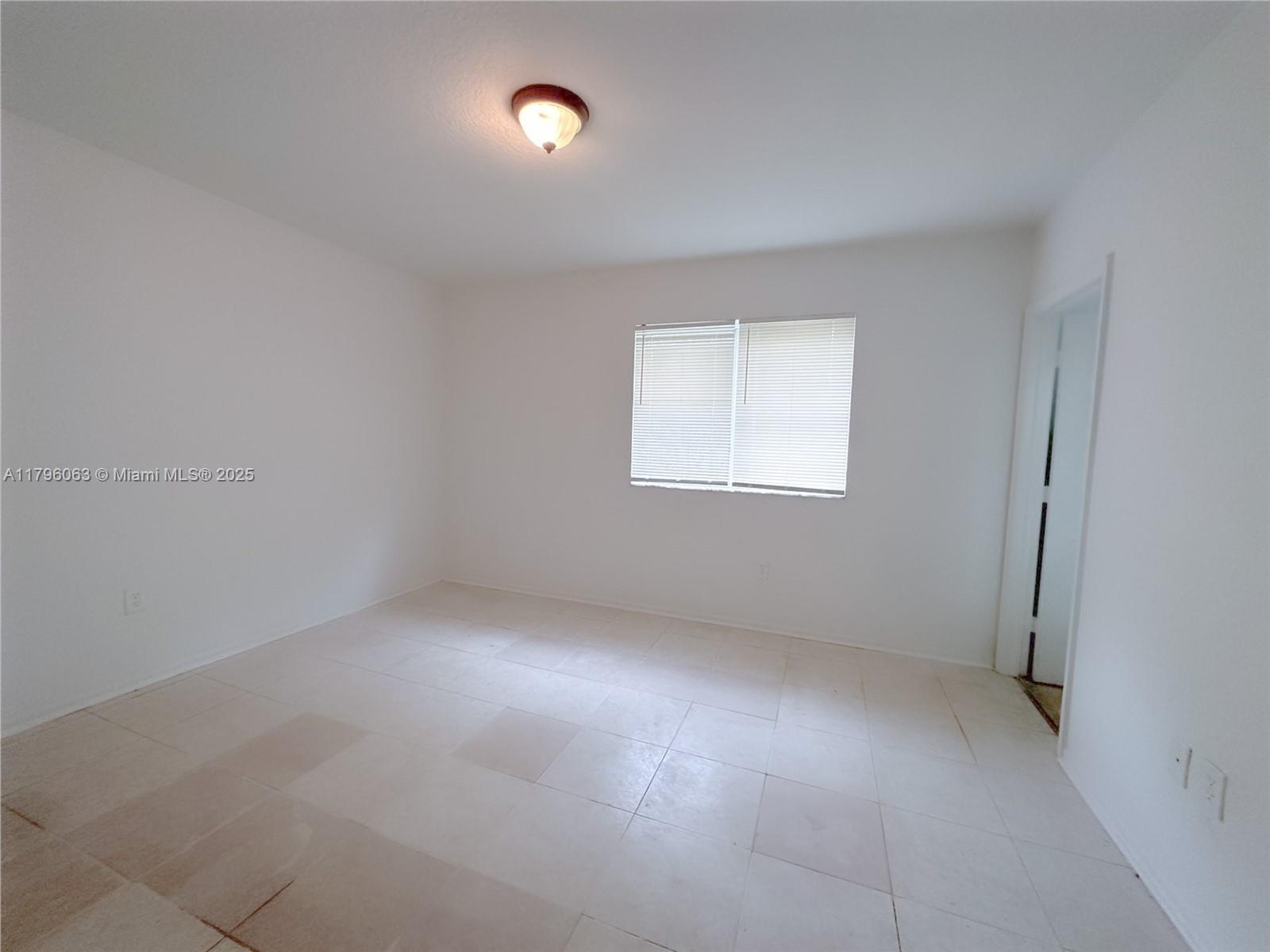981 Sw 6th Ct Property Photo 20