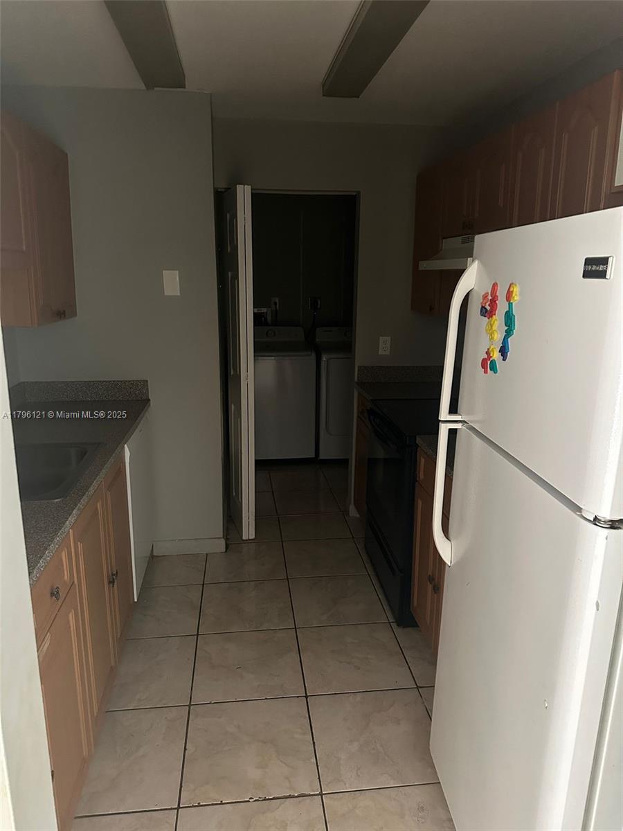 2812 Nw 55th Ave 1d Property Photo 1