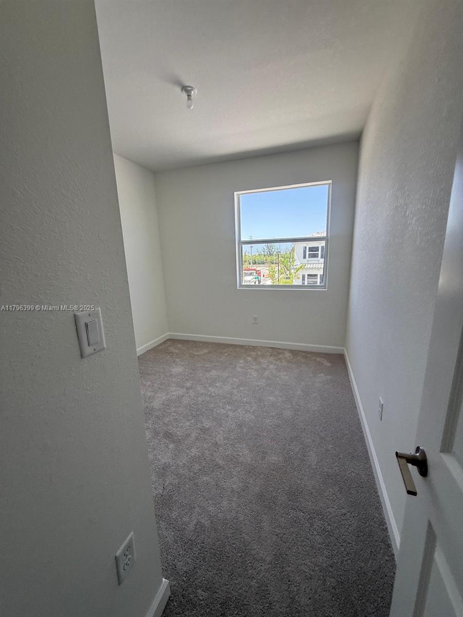 1161 Se 1 Street 0 Property Photo 2
