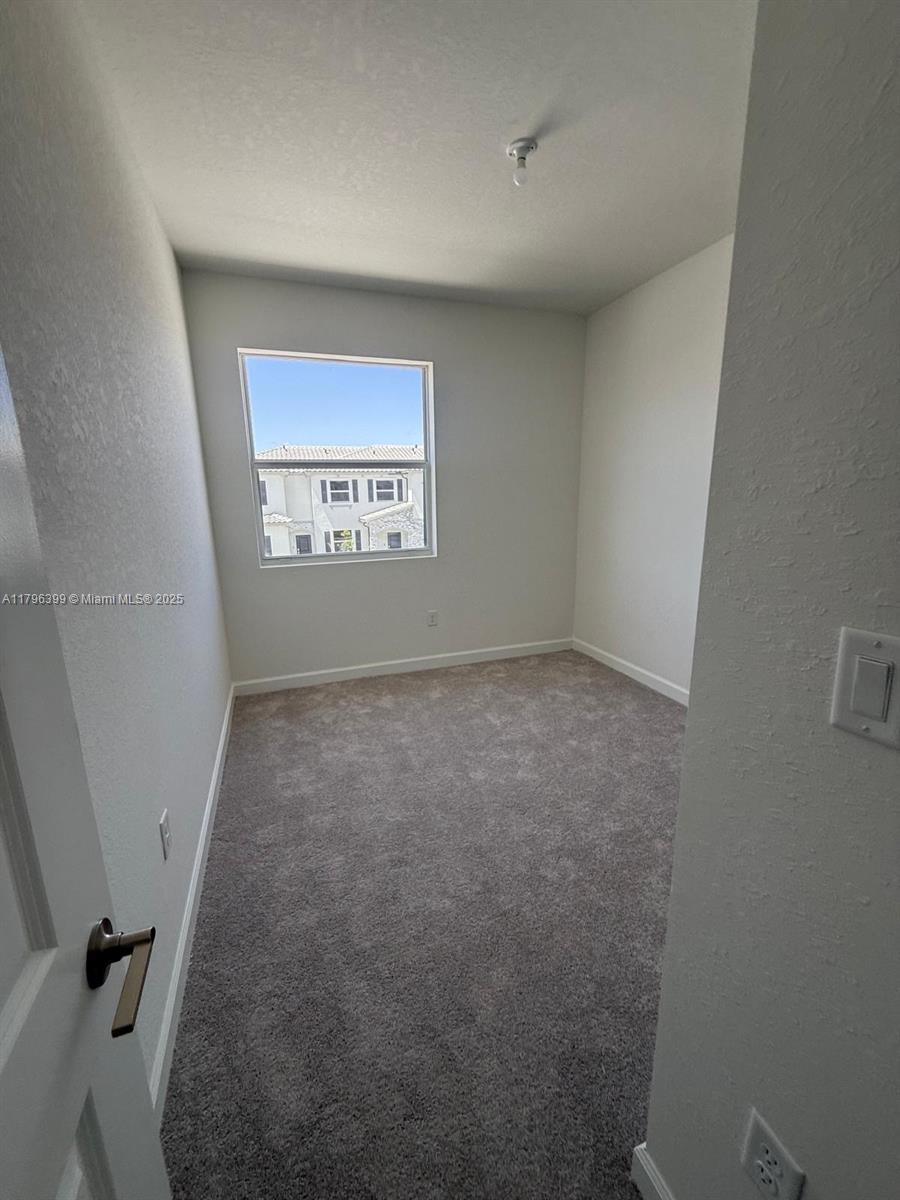 1161 Se 1 Street 0 Property Photo 5