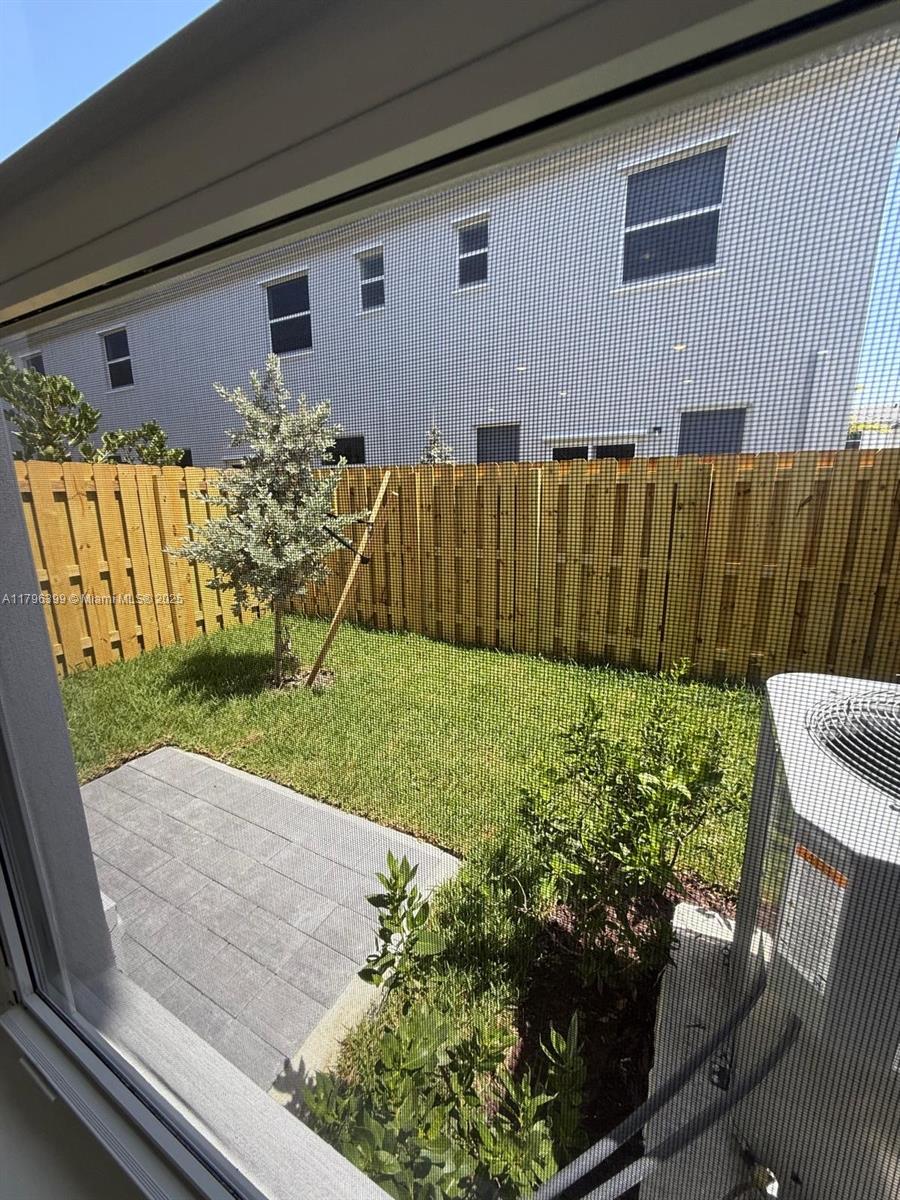 1161 Se 1 Street 0 Property Photo 6