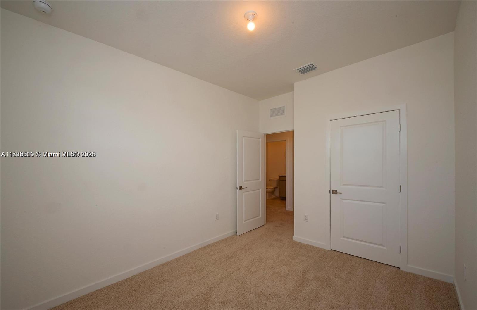 766 Sw 12th Property Photo 14