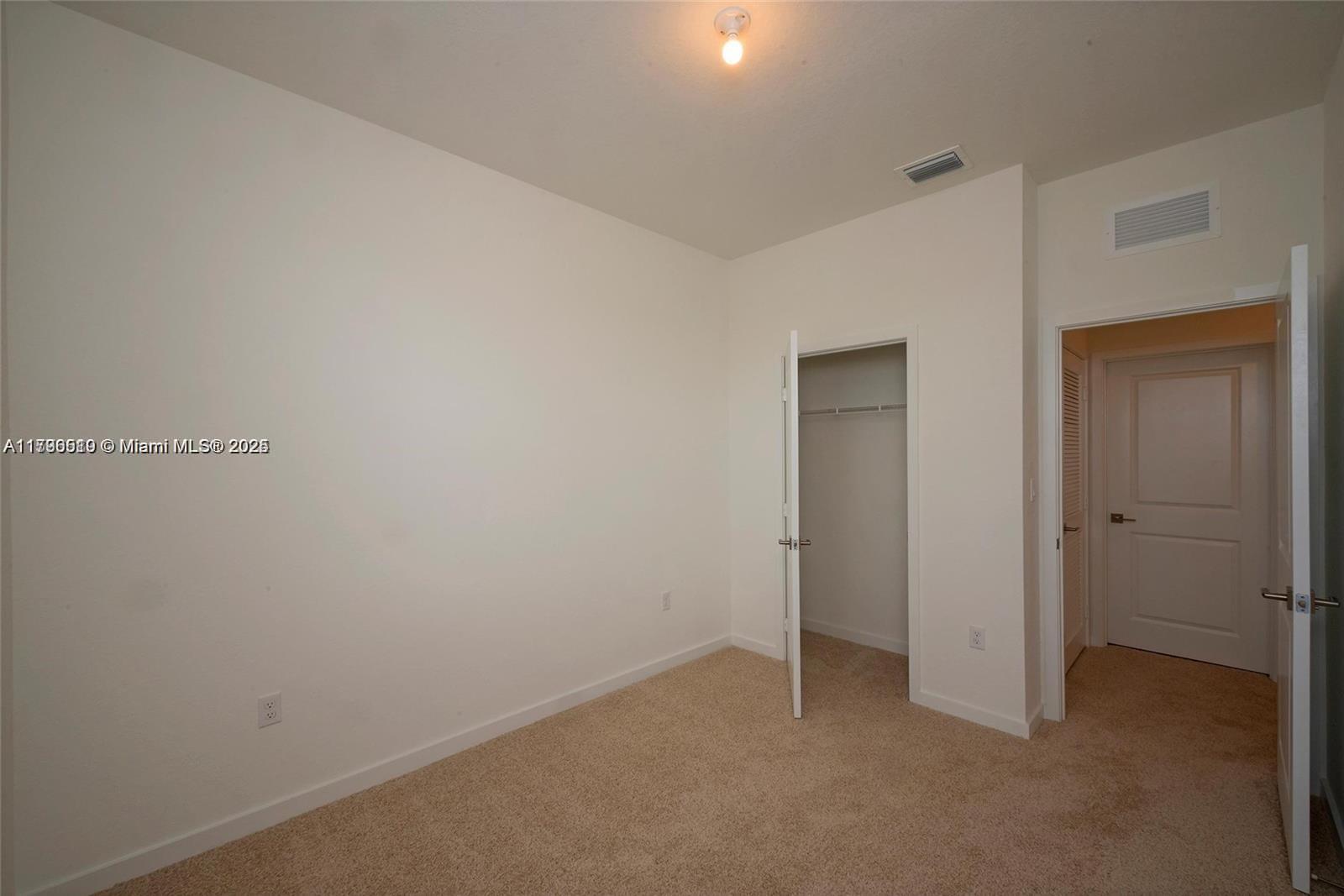766 Sw 12th Property Photo 15