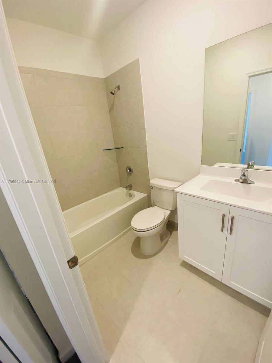 11976 Sw 244th Ln Property Photo 18