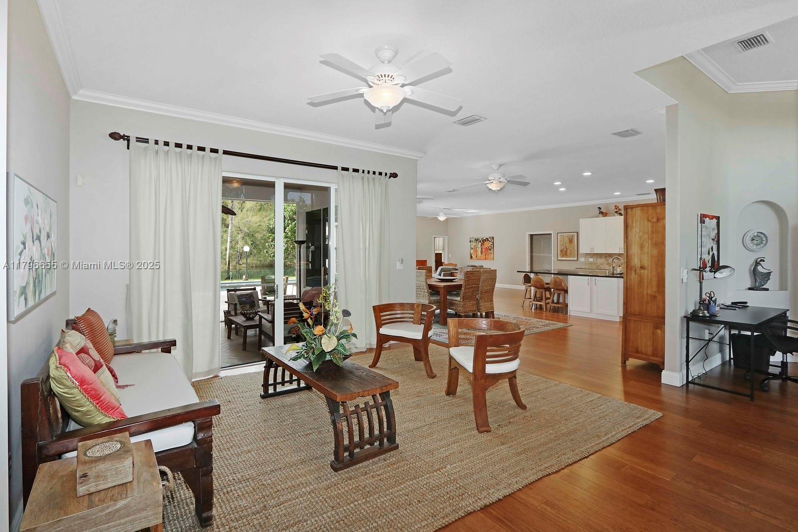 3140 Fairways Dr 3140 Property Photo 4
