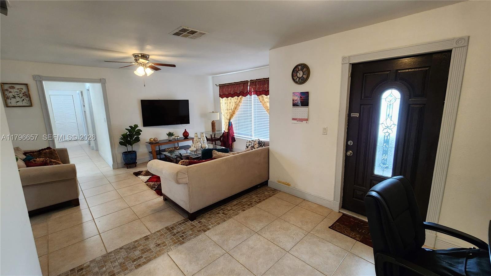 6881 Sheridan St Property Photo 5
