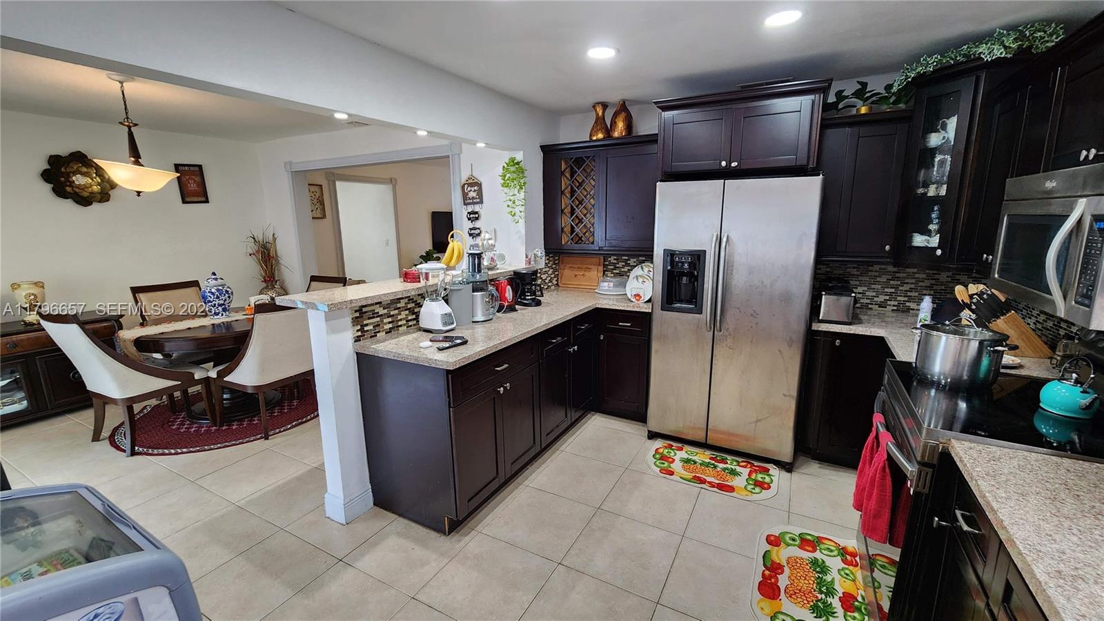 6881 Sheridan St Property Photo 12