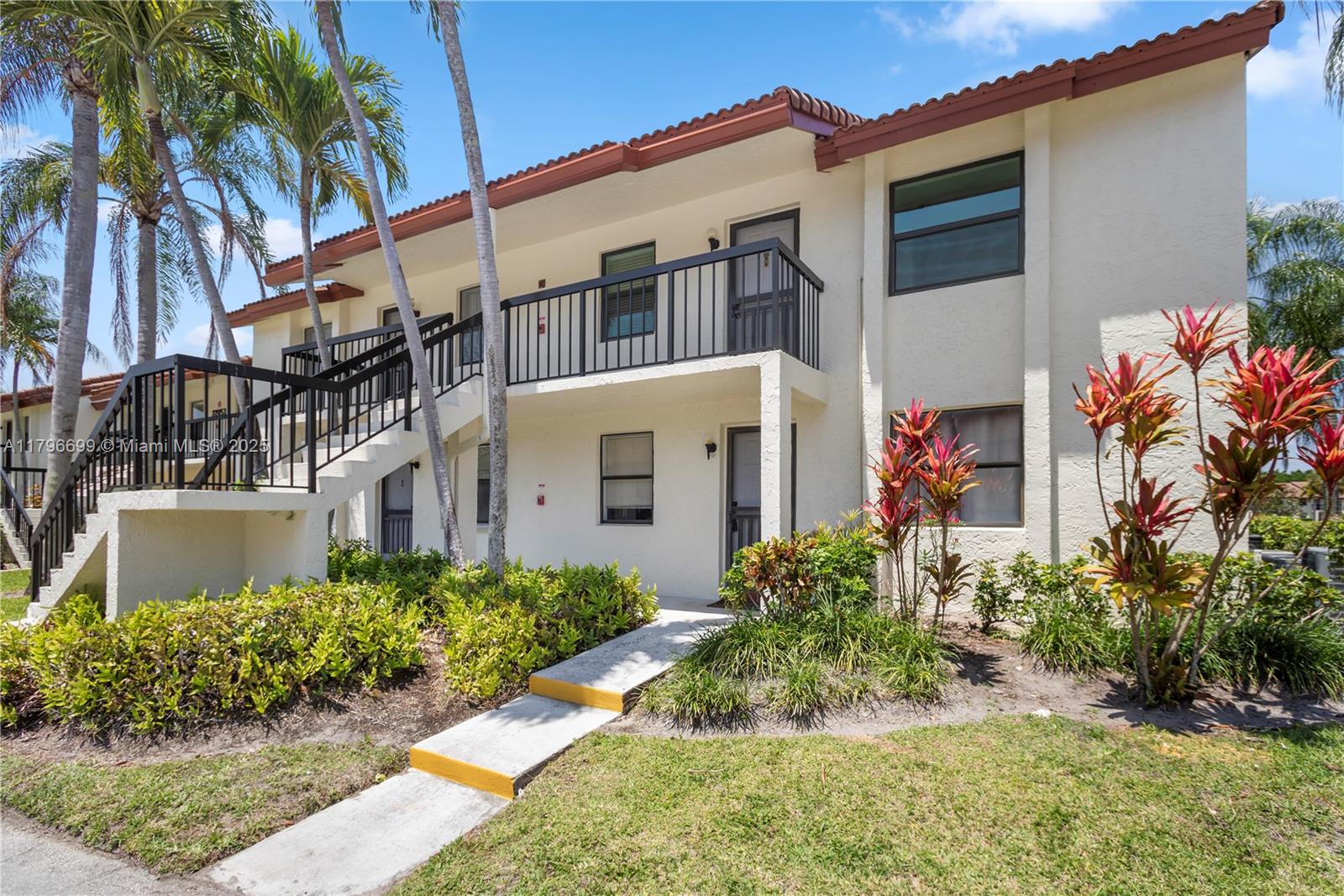 22053 Palms Way 106 Property Photo 16