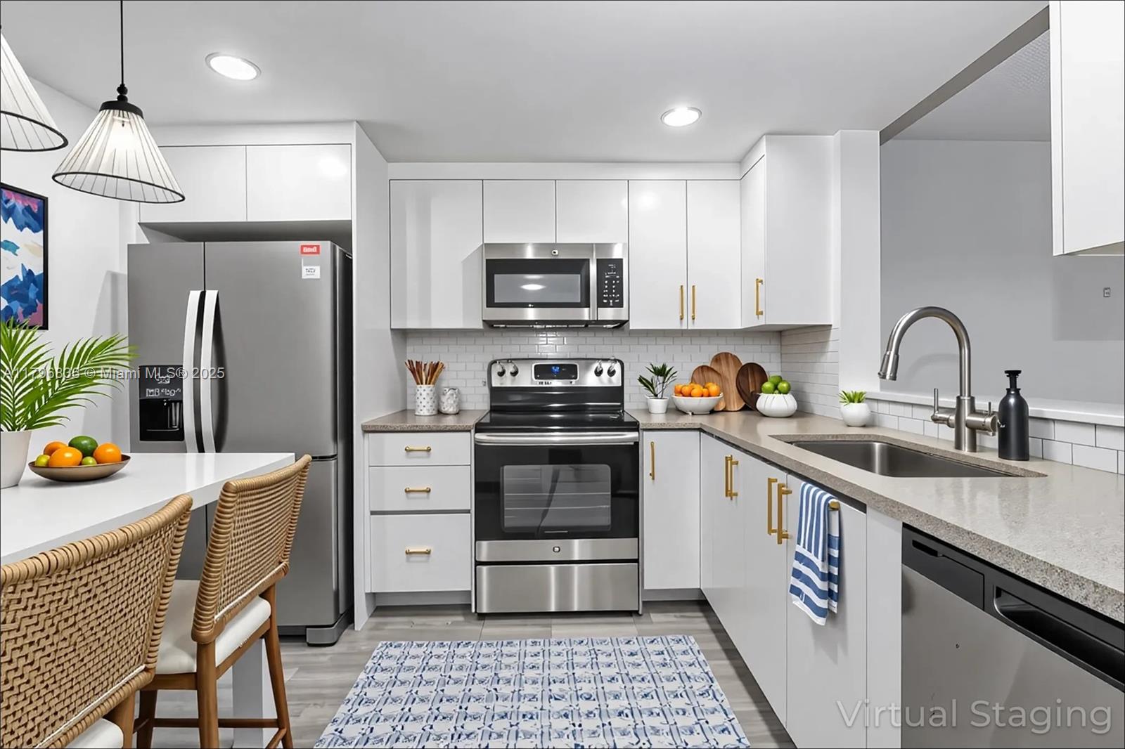2860 Somerset Dr 101K Property Photo 1