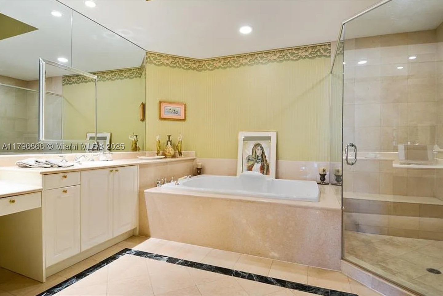 20165 Ne 39 Pl 403 Property Photo 14