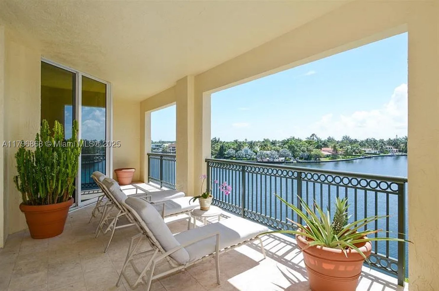 20165 Ne 39 Pl 403 Property Photo 16