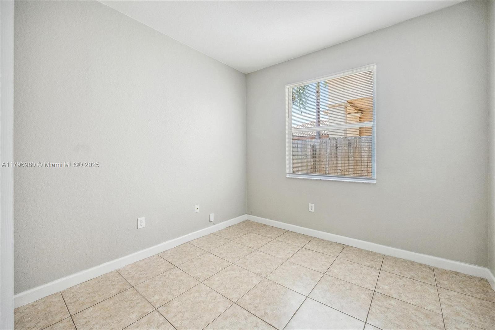 23712 Sw 106th Pl Property Photo 14