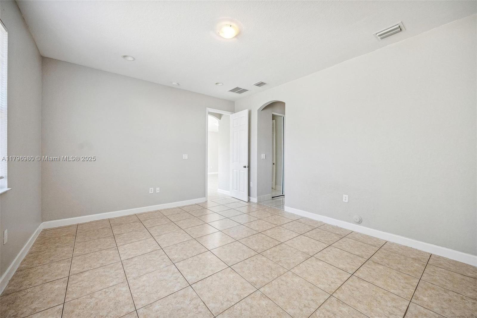 23712 Sw 106th Pl Property Photo 34