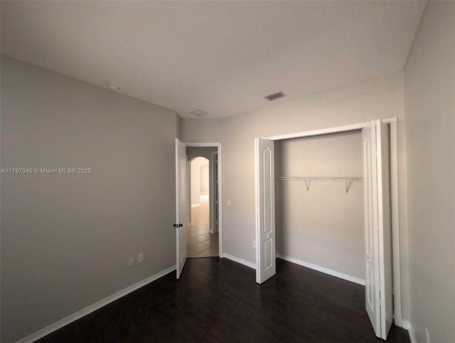 2013 Ne 3rd Ct Property Photo 13