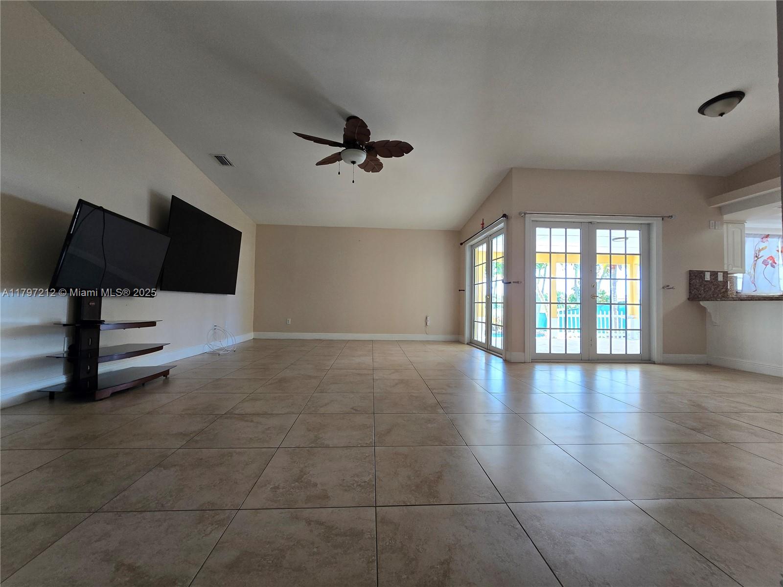 26031 Sw 130th Ave 26031 Property Photo 2