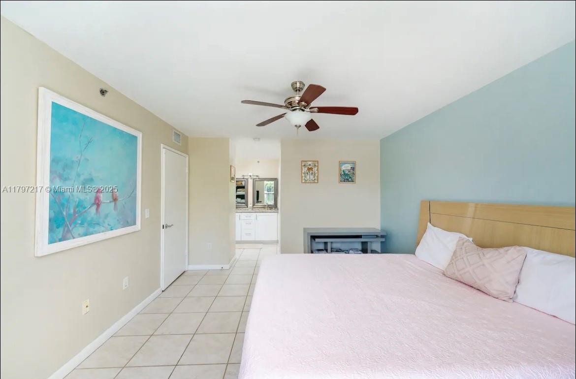 19999 E Country Club Dr 1202 Property Photo 14