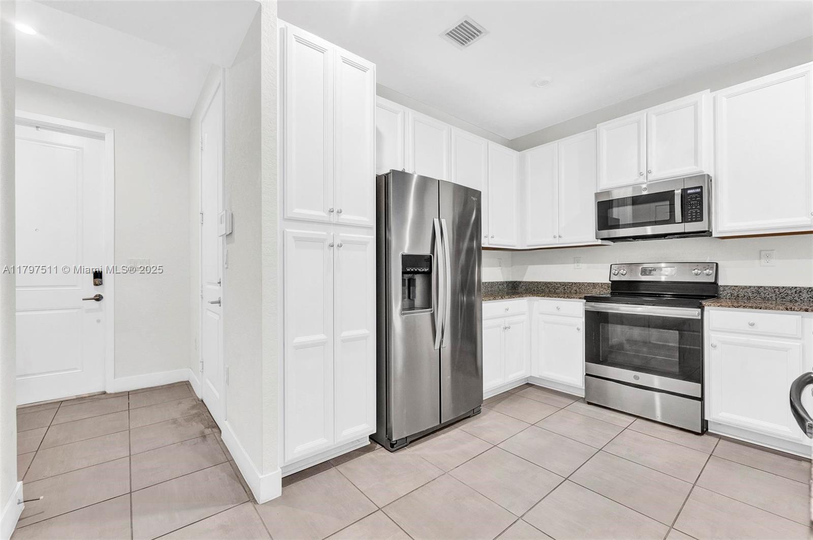 23532 Sw 110th Ave Property Photo 3