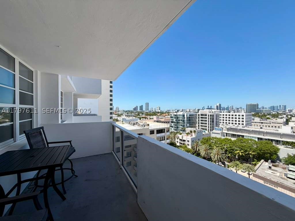 100 Lincoln Rd 1220 Property Photo 10
