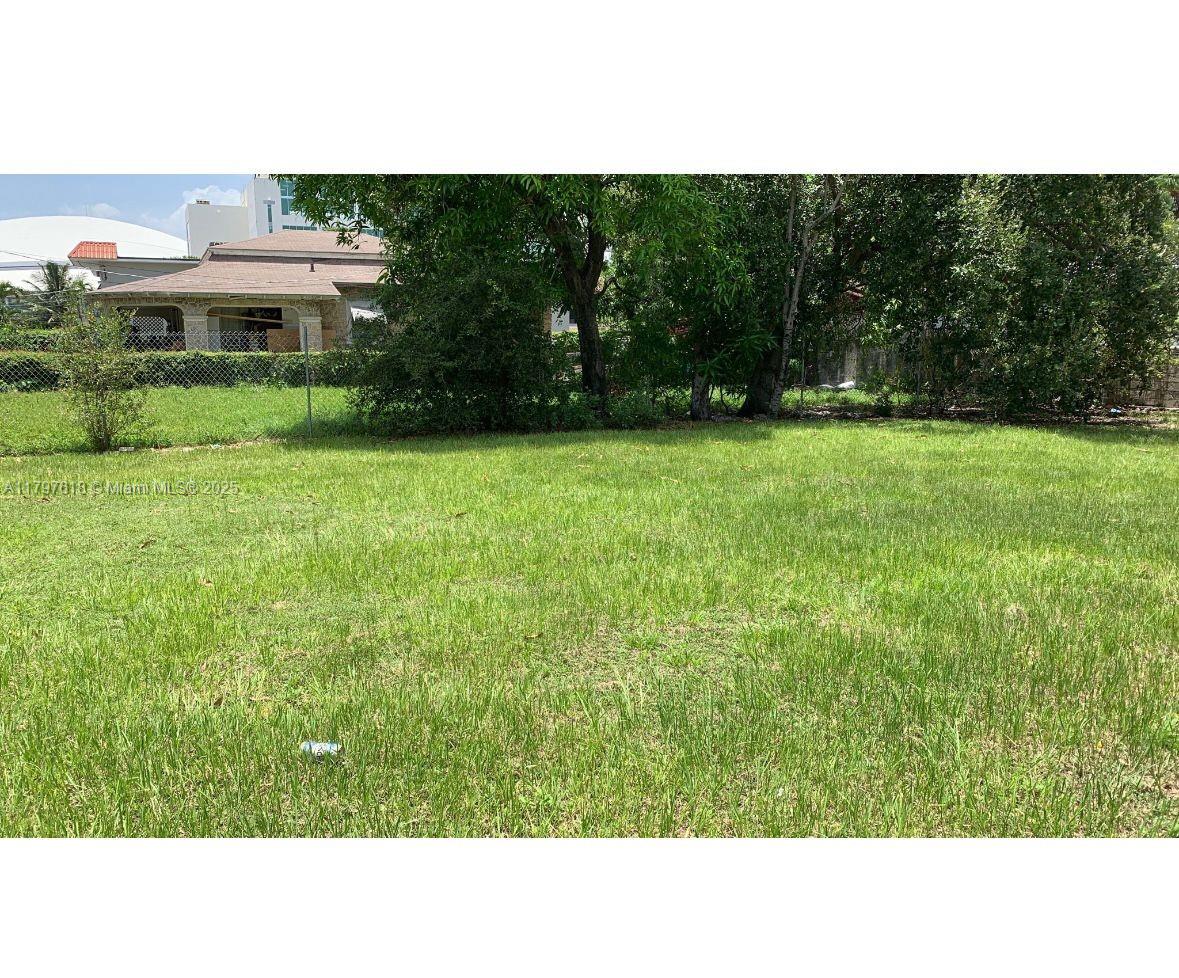 1101 NW 5th St Property Photo 1