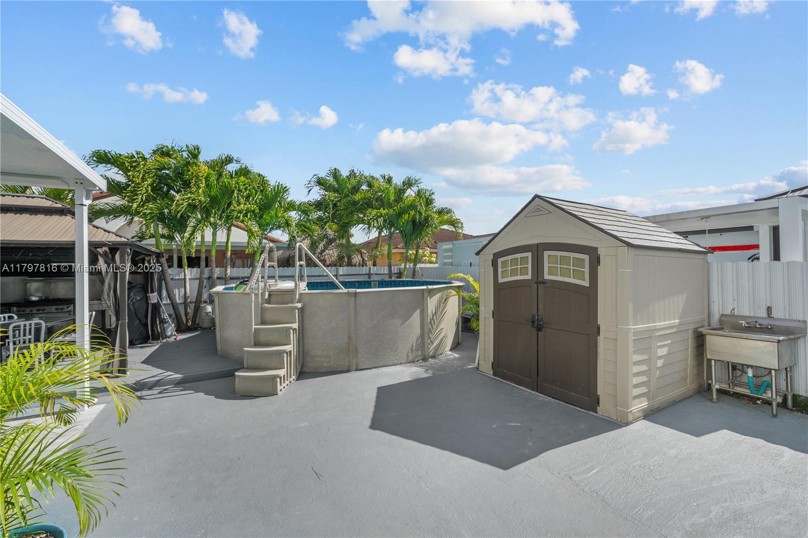 11053 Sw 242nd St Property Photo 43