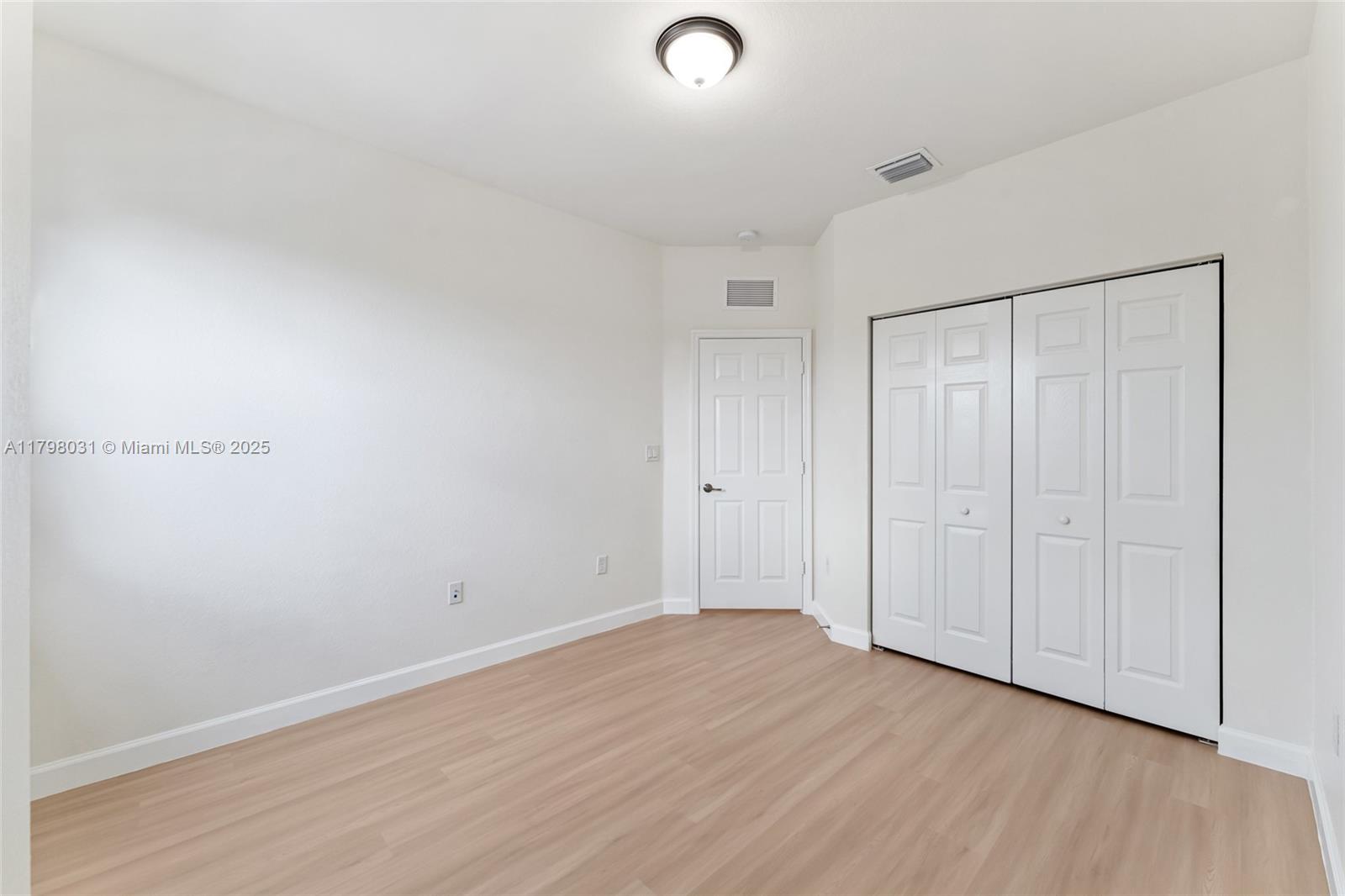 11416 Sw 254th St Property Photo 13