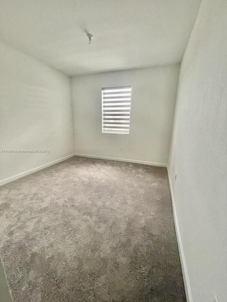 2607 Se 11th St Property Photo 17