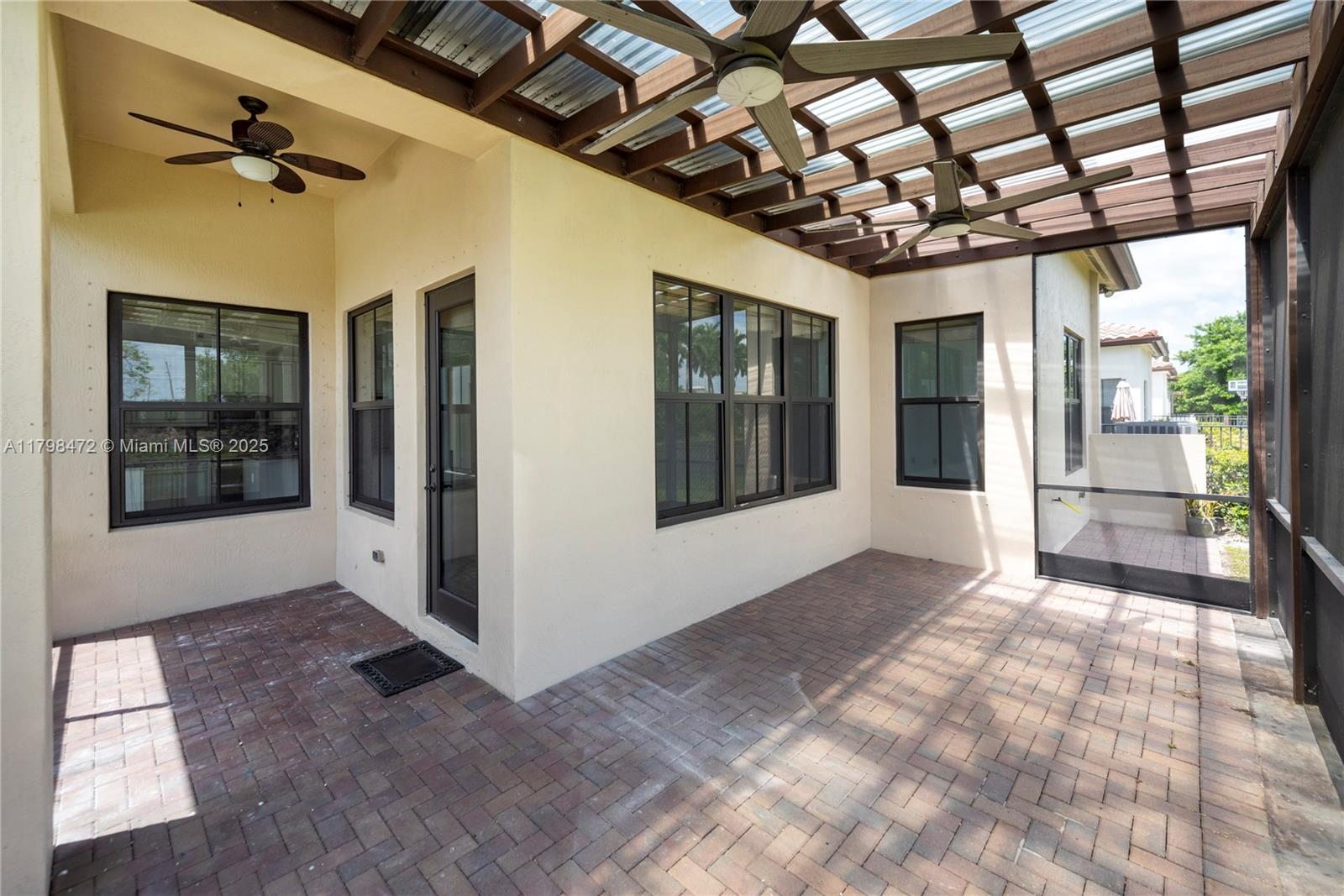 8513 Nw 41st St Property Photo 27