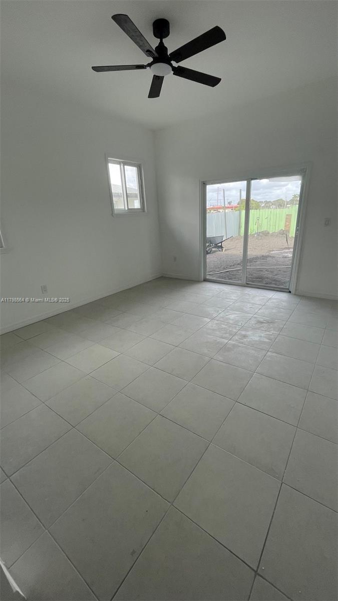 640 Sw 12th Ave Property Photo 7