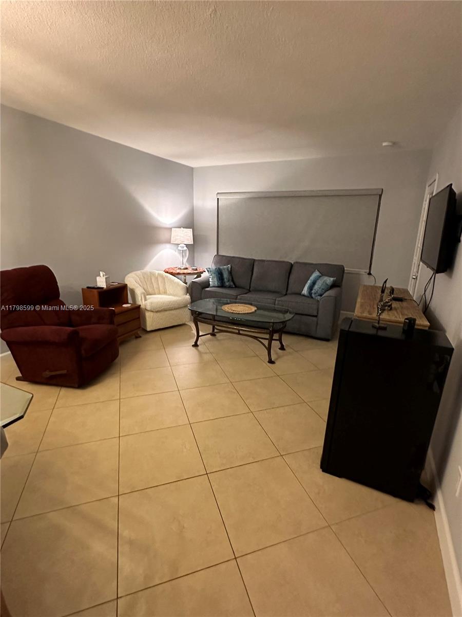 1481 S Ocean Blvd 102e Property Photo