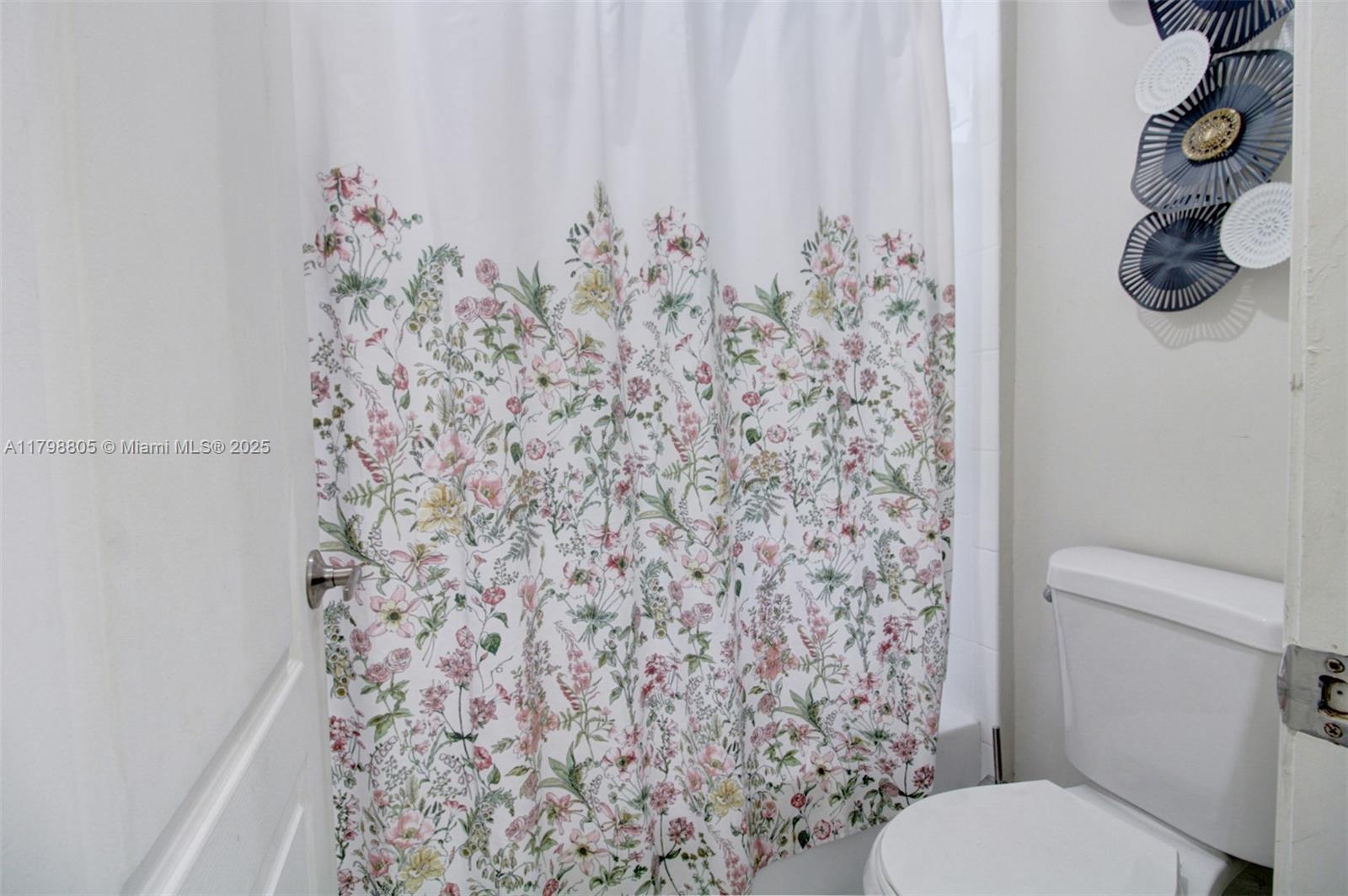 1156 Ne 37th Pl Property Photo 24